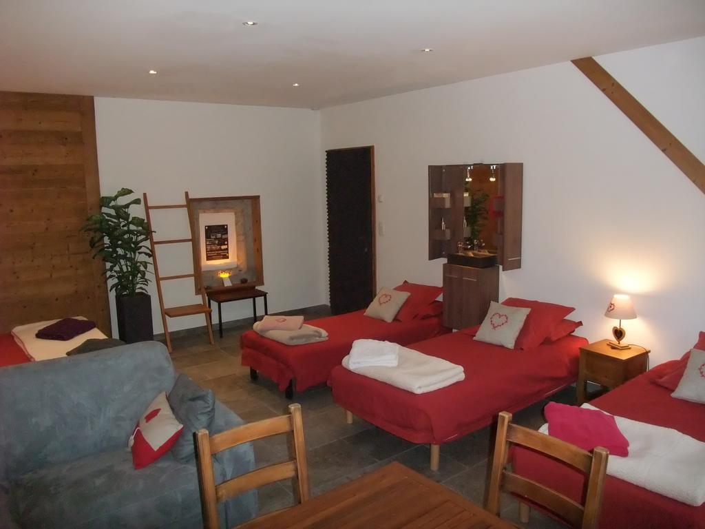 Le Domaine Du Grand Cellier Chambres D'Hotes En Savoie Tournon Екстер'єр фото