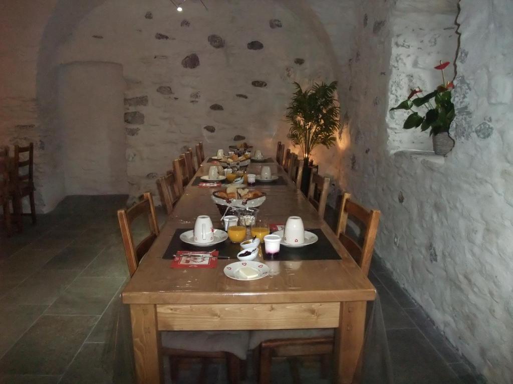 Le Domaine Du Grand Cellier Chambres D'Hotes En Savoie Tournon Екстер'єр фото
